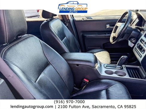 Used 2010 Ford Edge Limited FWD image 15