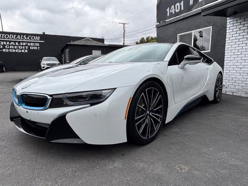 Used 2019 BMW i8 Coupe AWD/4WD image 18