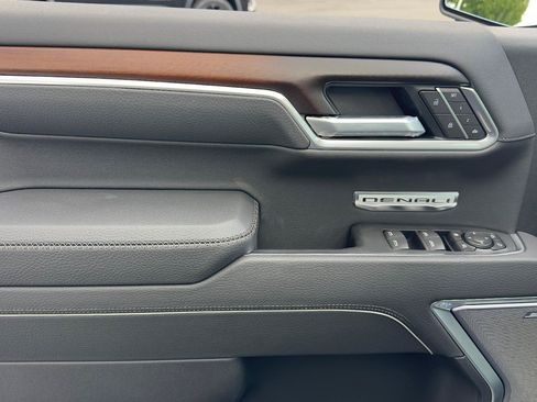 New 2026 GMC Sierra 1500 Denali AWD/4WD image 9