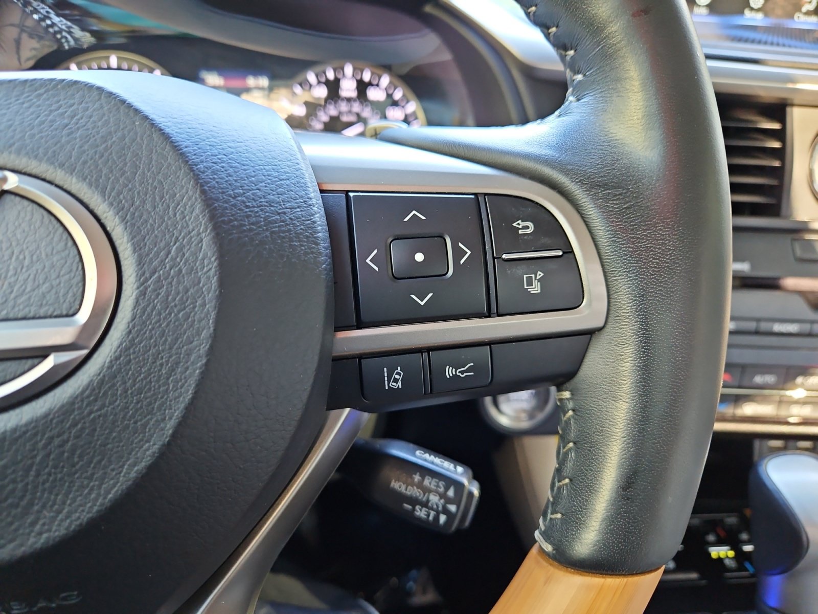 Used 2021 Lexus RX 350 AWD w/ Premium Package image 31