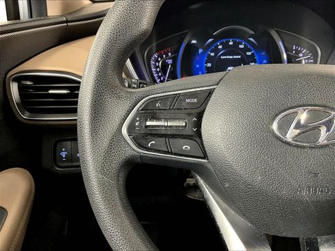 Used 2019 Hyundai Santa Fe SEL FWD image 11