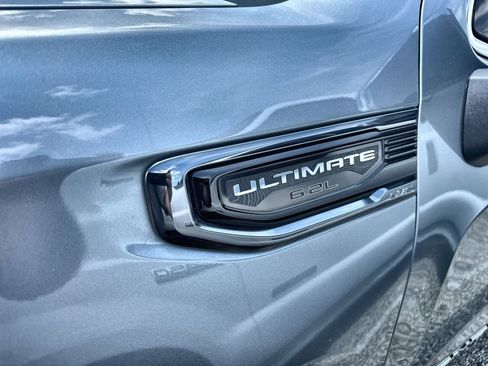 Used 2023 GMC Sierra 1500 Denali Ultimate AWD/4WD image 7