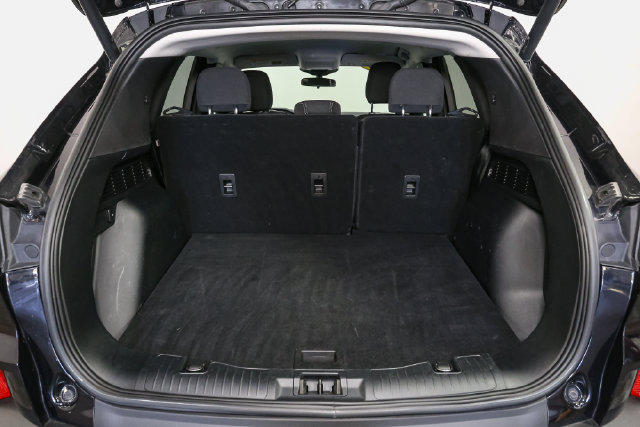 Used 2023 Ford Escape Active w/ Cold Weather Package FWD image 10