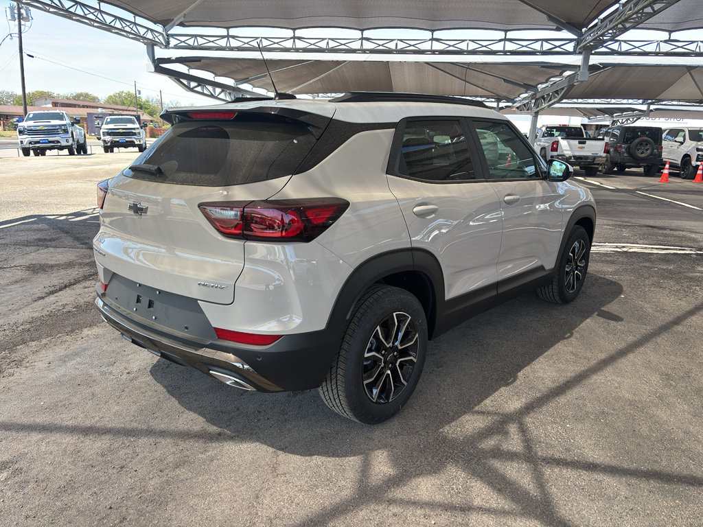 New 2026 Chevrolet TrailBlazer ACTIV w/ Convenience Package FWD image 5