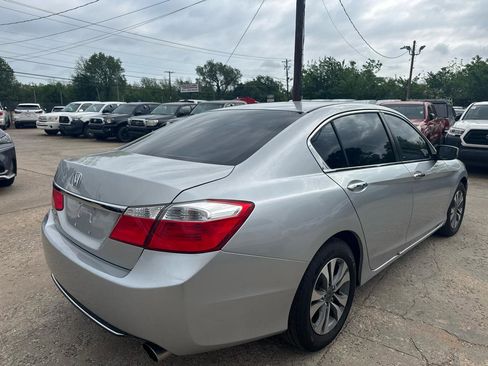 Used 2015 Honda Accord LX image 30