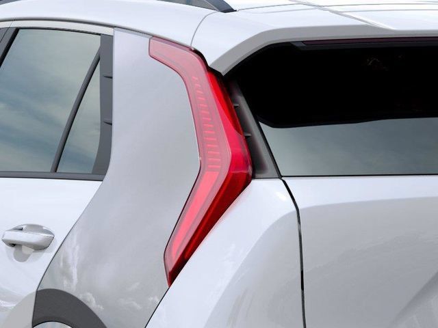 New 2026 Kia Niro Wave w/ Wave Preserve Package FWD image 11