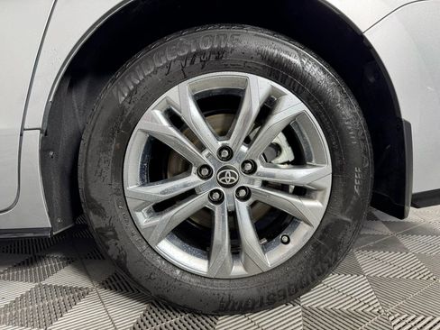 Used 2024 Toyota Sienna Platinum image 48