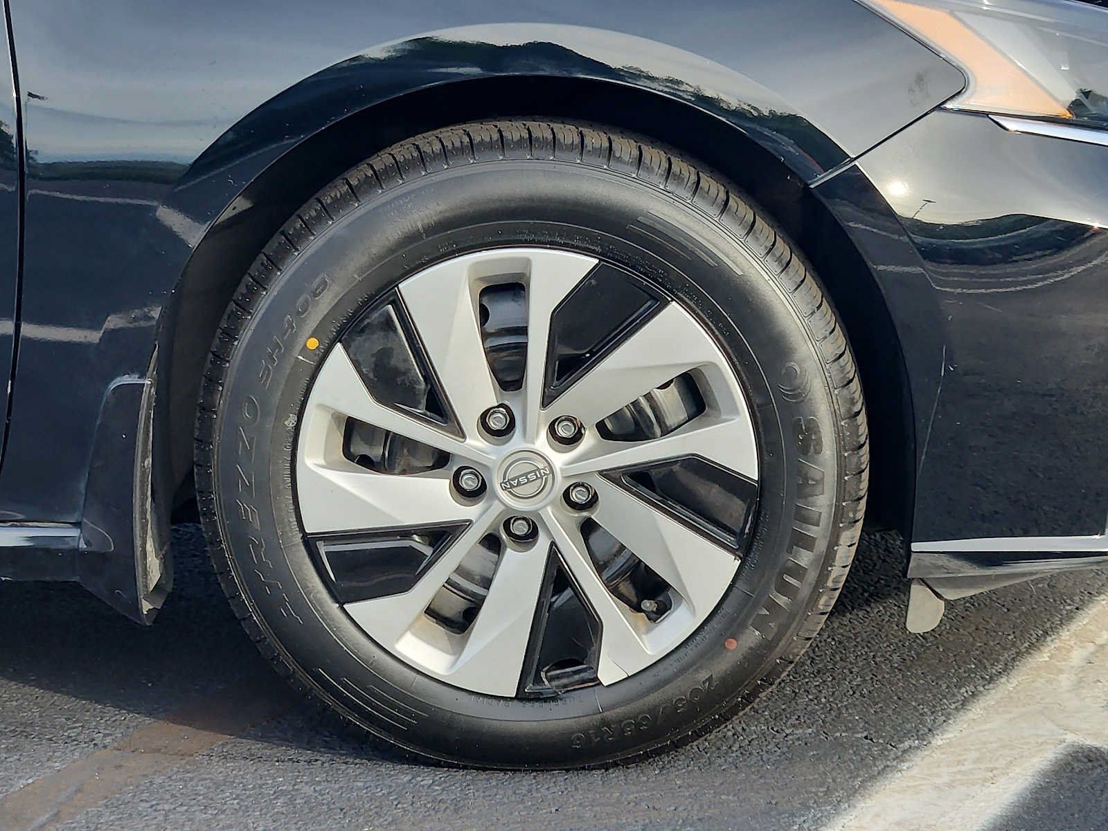 Used 2023 Nissan Altima 2.5 S FWD image 8