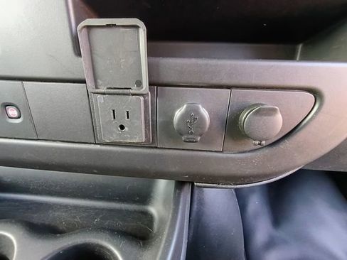 Used 2019 Chevrolet Express 3500 w/ Power Convenience Package image 53