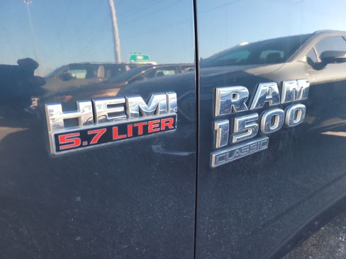 Used 2019 RAM 1500 Lone Star RWD image 9