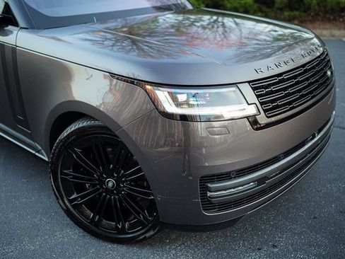 Used 2022 Land Rover Range Rover Long Wheelbase First Edition image 15