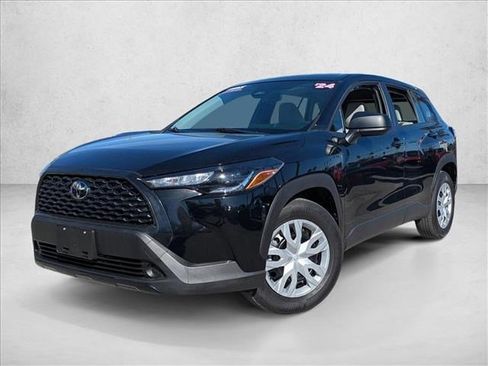 Certified 2024 Toyota Corolla Cross L image 1