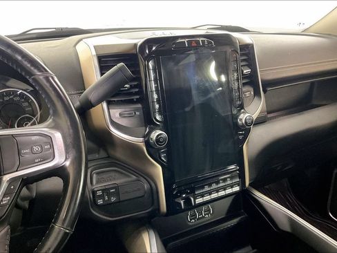 Used 2023 RAM 2500 Laramie AWD/4WD image 8