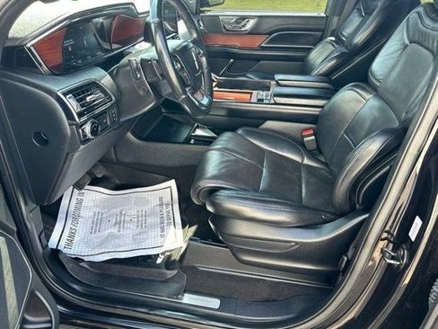 Used 2020 Lincoln Navigator Reserve RWD image 14