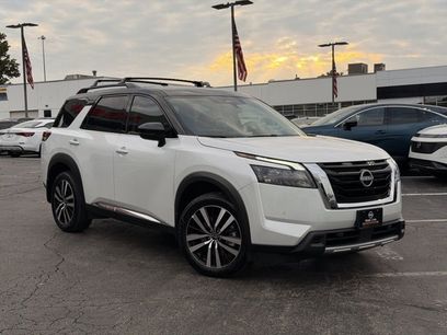 Certified 2025 Nissan Pathfinder Platinum