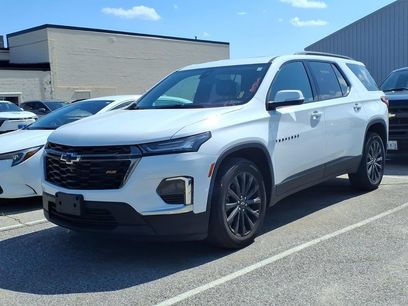 Used 2023 Chevrolet Traverse RS