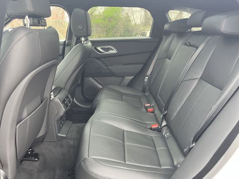 New 2026 Land Rover Range Rover Velar Dynamic SE image 12