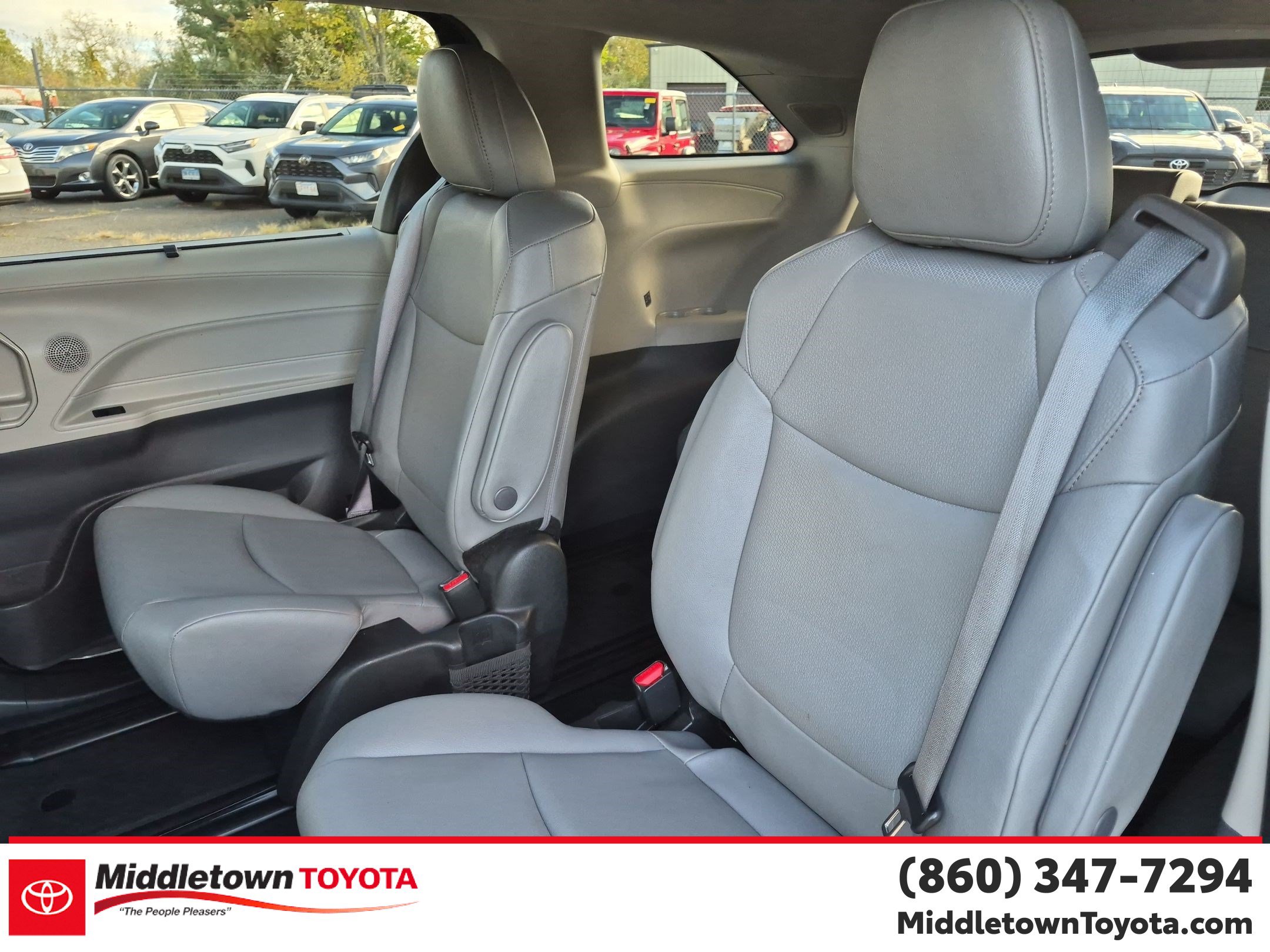 Certified 2024 Toyota Sienna XLE w/ XLE Plus Package AWD/4WD image 35