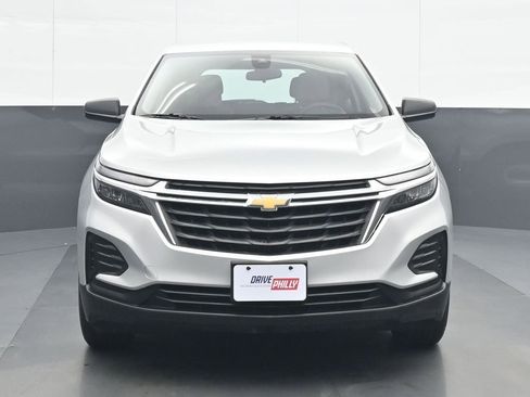 Used 2022 Chevrolet Equinox LS image 1