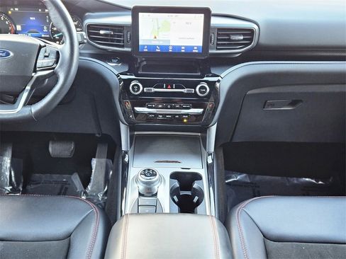 Used 2023 Ford Explorer ST-Line w/ Class IV Trailer Tow Package image 12