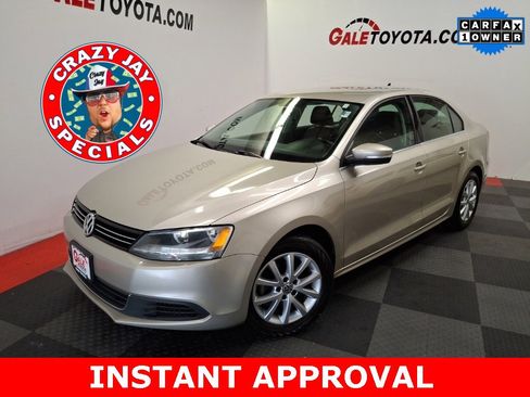 Used 2014 Volkswagen Jetta SE image 1