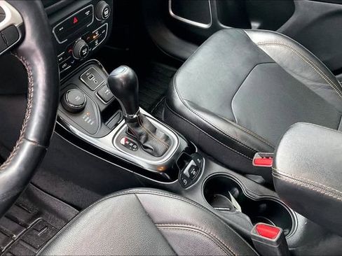 Used 2020 Jeep Compass Limited image 17