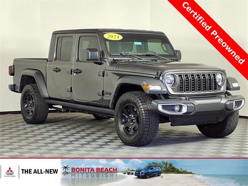 Used 2024 Jeep Gladiator Sport image 1