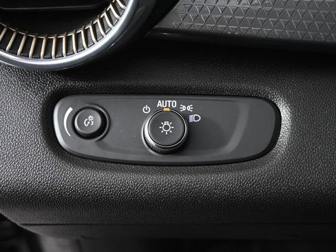 Used 2024 Chevrolet Trax ACTIV w/ Driver Confidence Package image 23