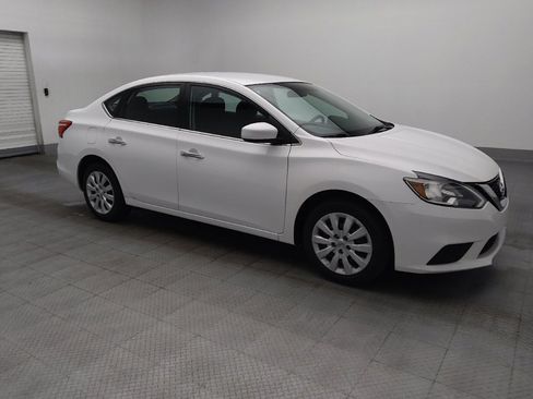 Used 2019 Nissan Sentra S FWD image 11