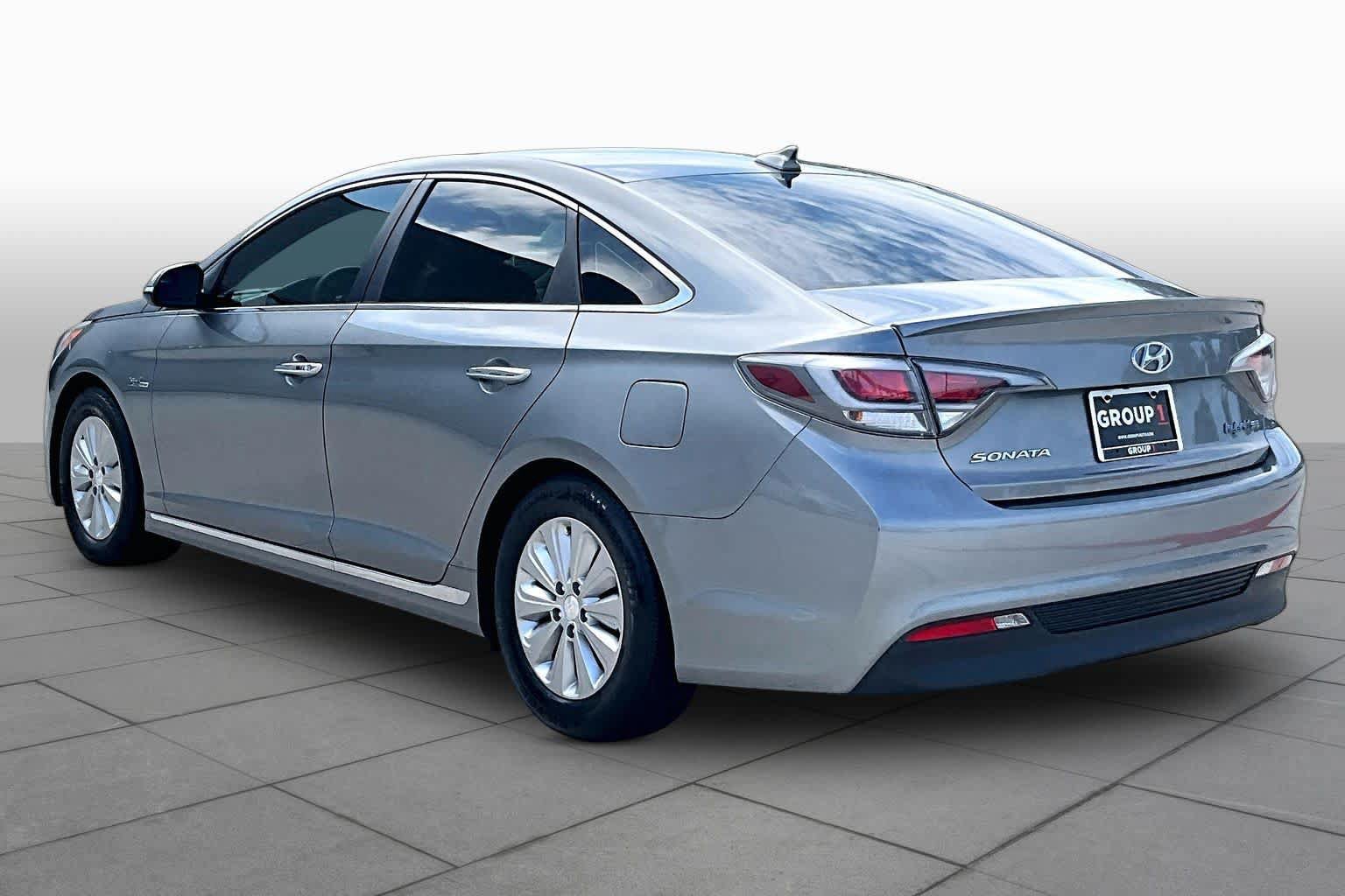 Used 2017 Hyundai Sonata SE FWD image 11
