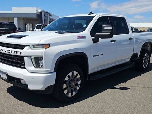 Used 2022 Chevrolet Silverado 3500 LT w/ All Star Edition AWD/4WD image 4