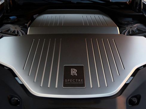 Certified 2024 Rolls-Royce Spectre w/ Leather Finishing Pack AWD/4WD image 29