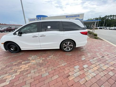 Used 2024 Honda Odyssey Touring image 13