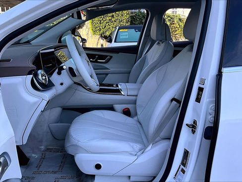 Used 2023 Mercedes-Benz EQE 350+ SUV image 7