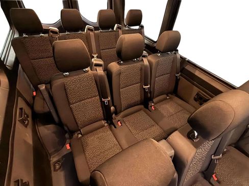 Used 2019 Mercedes-Benz Sprinter 2500 image 23