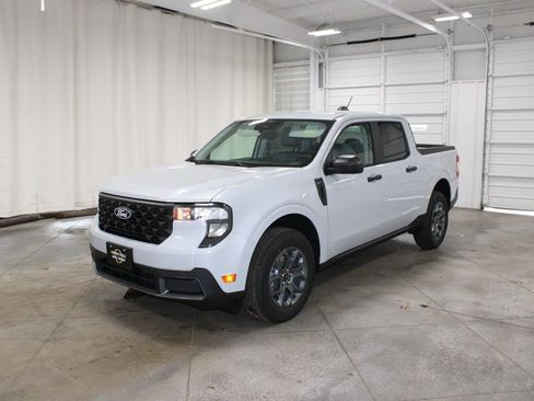 New 2026 Ford Maverick XLT w/ Equipment Group 301A AWD/4WD image 3