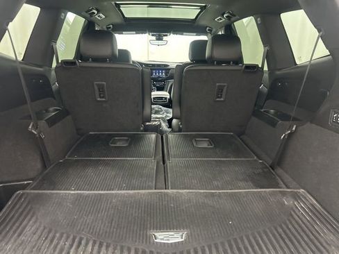 Used 2024 Cadillac XT6 Sport w/ Technology Package image 33