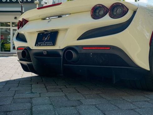 Used 2021 Ferrari F8 Tributo image 47