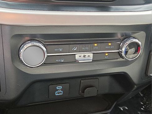 Used 2022 Ford F150 XLT w/ Equipment Group 301A Mid image 26