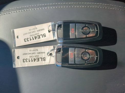 Used 2025 Ford Ranger Lariat w/ FX4 Off-Road Package image 27