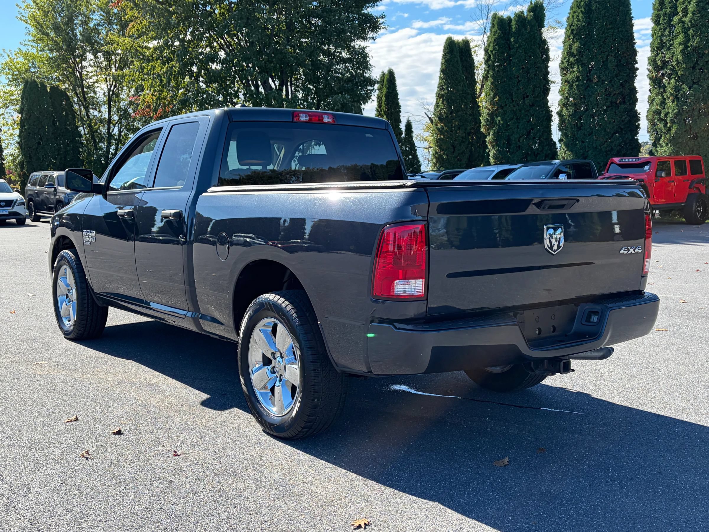 Used 2019 RAM 1500 Classic Tradesman AWD/4WD image 8