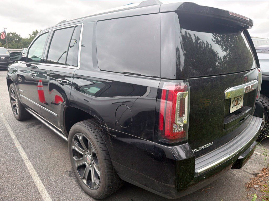 Used 2017 GMC Yukon Denali w/ Open Road Package AWD/4WD image 6
