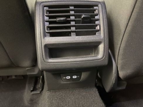 Used 2022 Volkswagen GTI S image 24