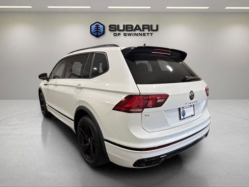Used 2024 Volkswagen Tiguan SE R-Line FWD image 3