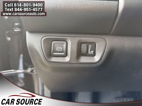 Used 2017 GMC Acadia Denali image 20