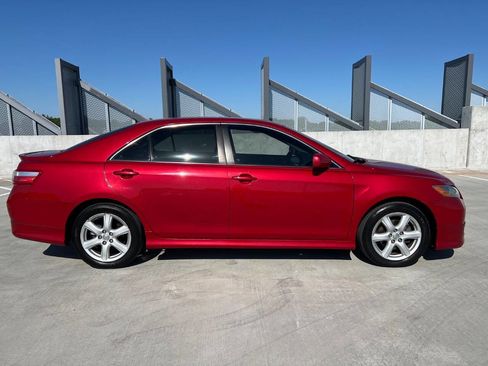 Used 2009 Toyota Camry SE FWD image 9