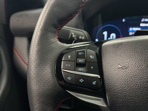 Used 2025 Ford Explorer ST AWD/4WD image 21