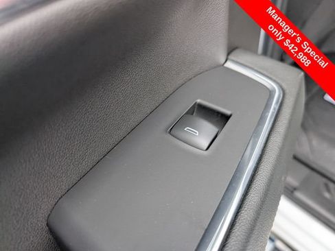 Used 2023 Chevrolet Silverado 1500 High Country w/ High Country Premium Package AWD/4WD image 12