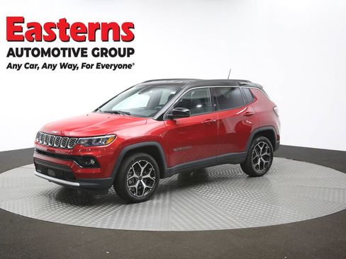 Used 2025 Jeep Compass Limited AWD/4WD image 57