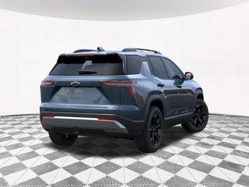 New 2026 Chevrolet Equinox LT w/ Convenience Package II AWD/4WD image 9